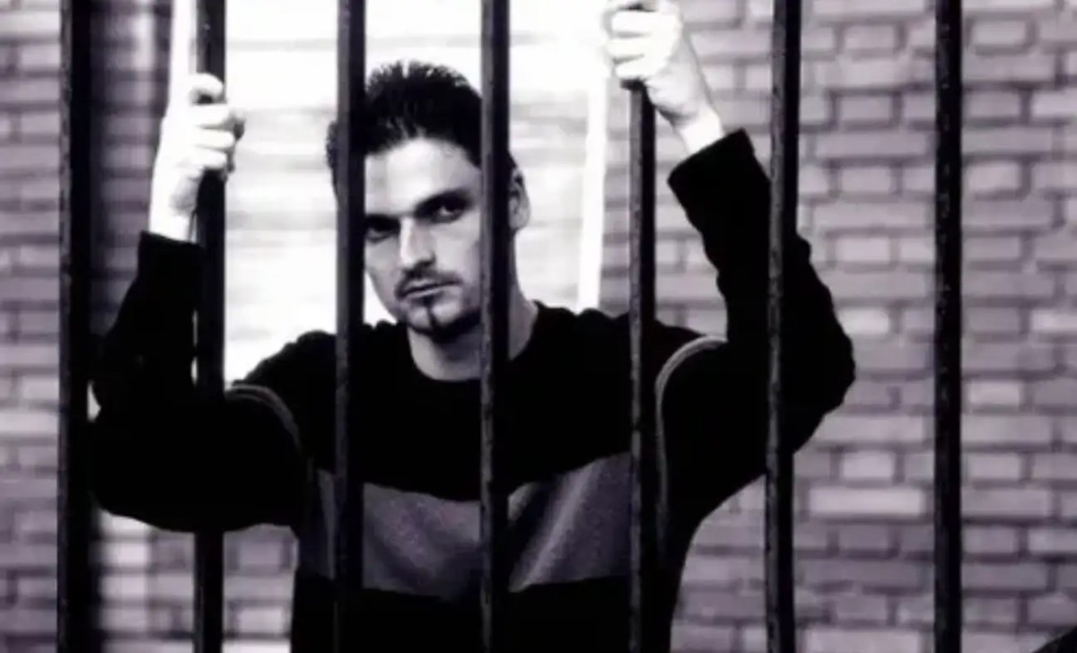 世界足坛最离谱的球员,走遍六大洲,三次被宣布死亡。